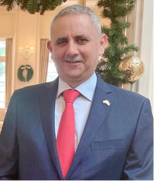 Portrait of H.E. Dr. Ali Kreshan